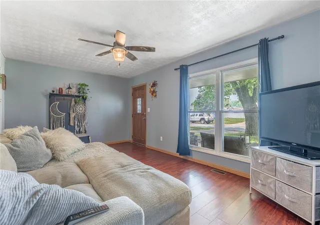4th image of 116 Stewart Ln, Germantown, OH 45327 | MLS# 964897