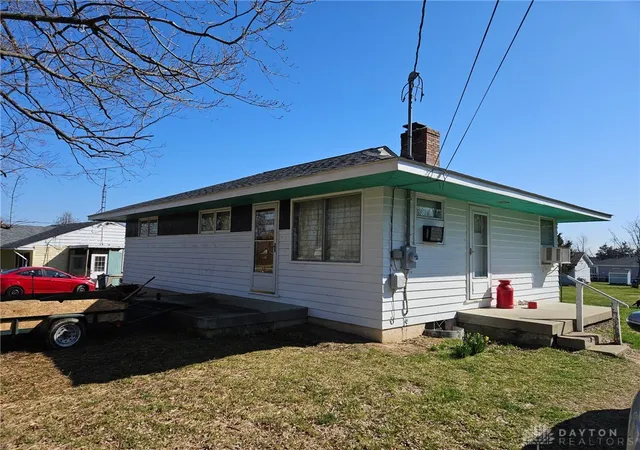 Photo 1 of Single family home for sale at 5280 Hester Rd, Oxford, OH 45056 | MLS# 964924 | Listing updated on 2026-09-30