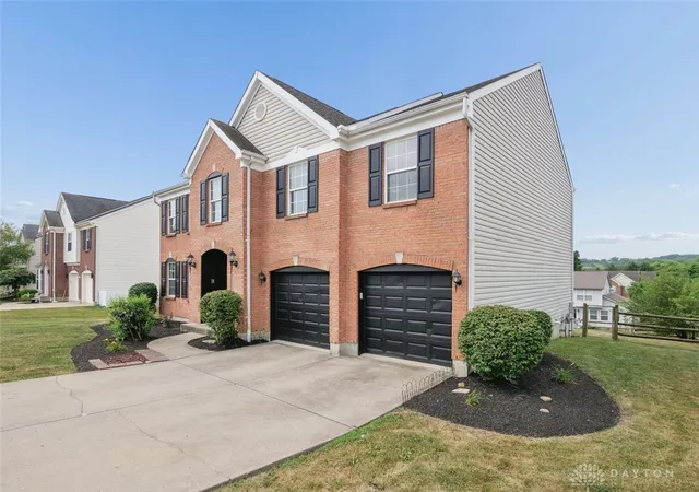 Photo 3 of Single family home for sale at 105 Stablewatch Ct, Monroe, OH 45050 | MLS# 964928 | Listing updated on 2026-10-03