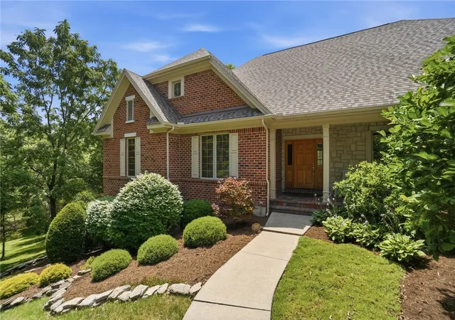 2nd image of 743 Stokes Reserve Ct, Lebanon, OH 45036 | MLS# 964693
