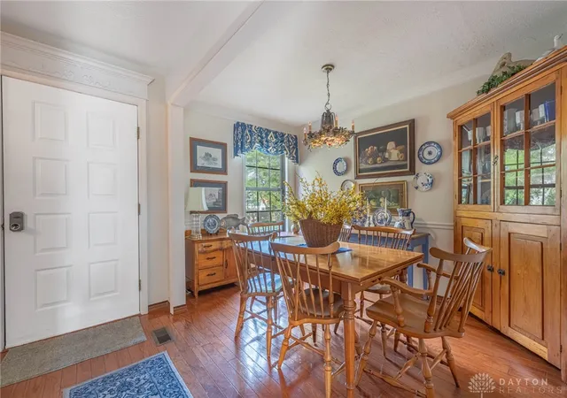 5th image of 28 Tamarack Trl, Springboro, OH 45066 | MLS# 964947