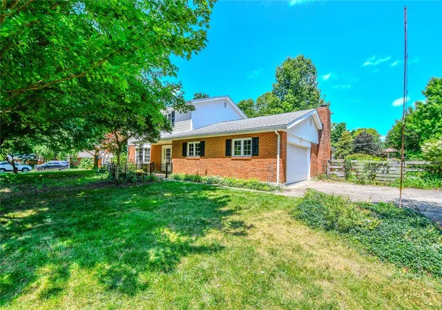 4th image of 543 Deptford Ave, Washington Twp, OH 45429 | MLS# 961197