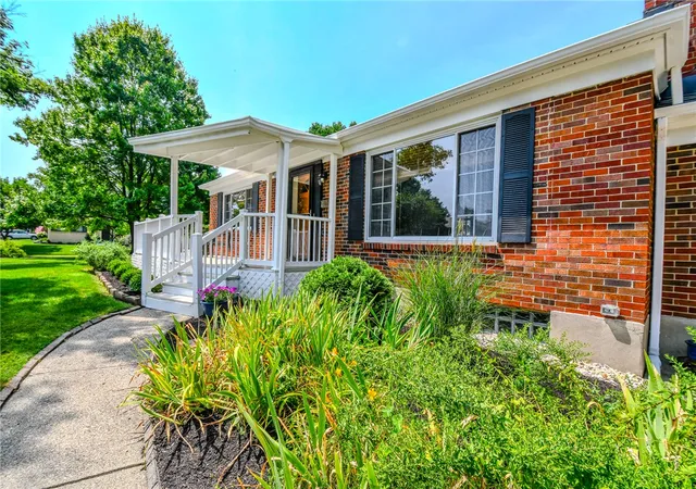 2nd image of 3621 Strathmoor Dr, Dayton, OH 45429 | MLS# 964921