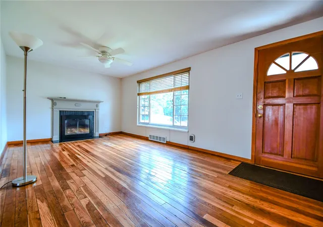 5th image of 3621 Strathmoor Dr, Dayton, OH 45429 | MLS# 964921