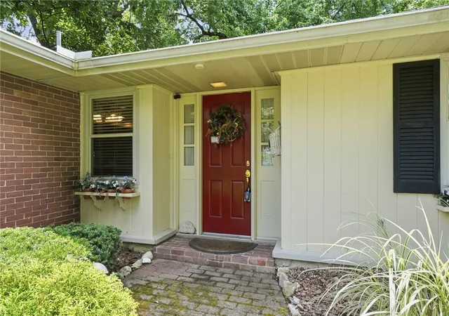 3rd image of 2236 Berrycreek Dr, Dayton, OH 45440 | MLS# 964139
