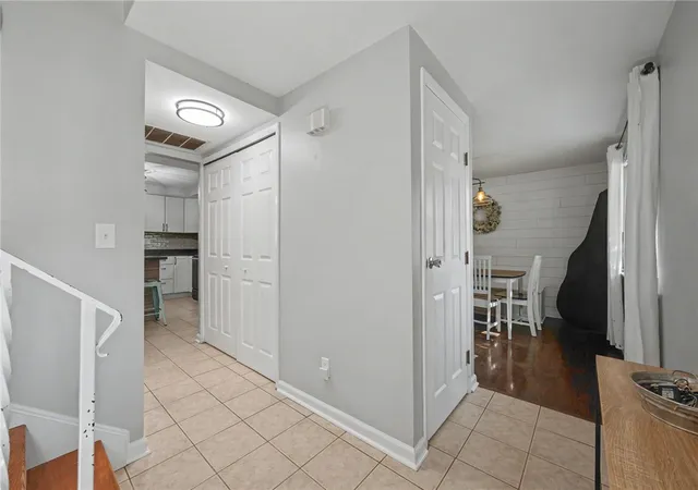 5th image of 4900 Pennswood Dr, Dayton, OH 45424 | MLS# 964926