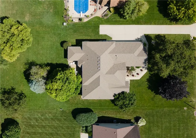 Photo 2 of Sale Pending at 2464 Shenandoah Dr, Troy, OH 45373 | MLS# 964612 | Listing updated on 2026-08-29