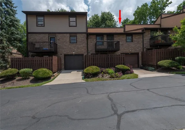 Photo 2 of Condo for sale at 24 Eland Ct, Fairfield, OH 45014 | MLS# 965049 | Listing updated on 2026-08-28