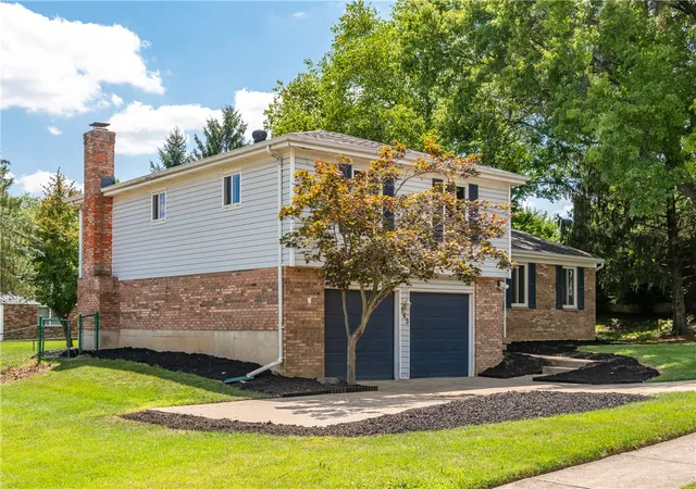 4th image of 165 Caraway Dr, Springboro, OH 45066 | MLS# 965043