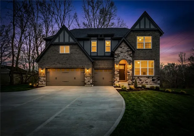 3rd image of 8469 Fields Ertel Rd, Cincinnati, OH 45249 | MLS# 965077