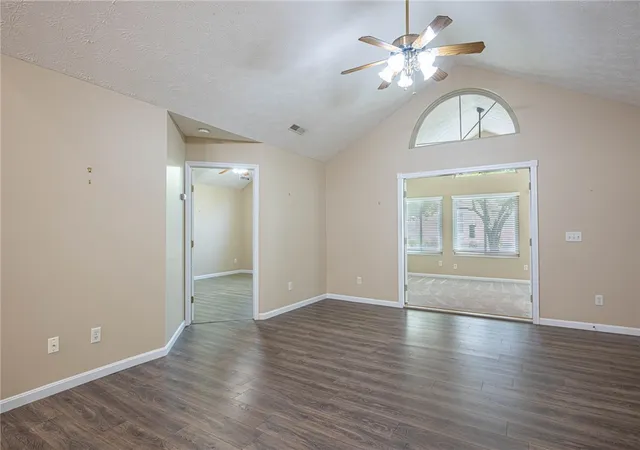 5th image of 183 Villa Pointe Dr, Springboro, OH 45066 | MLS# 965064