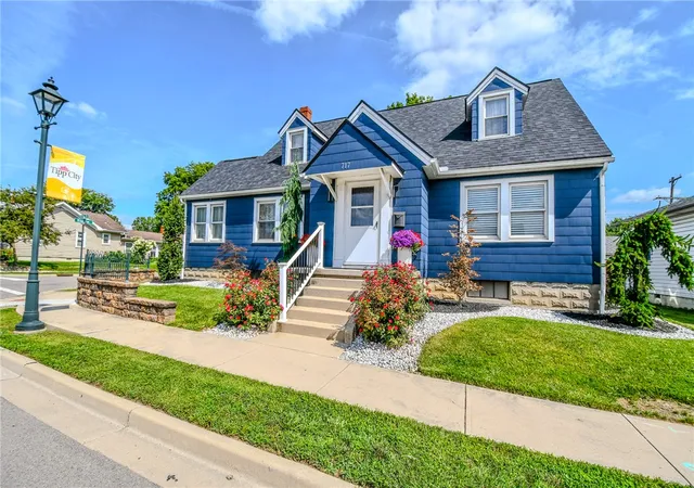 2nd image of 717 W Main St, Tipp City, OH 45371 | MLS# 965112
