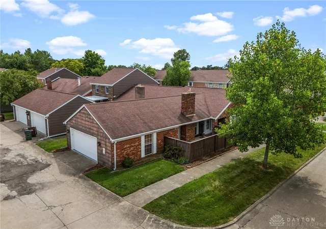 5th image of 2222 Barclay Ct, Fairborn, OH 45324 | MLS# 965157