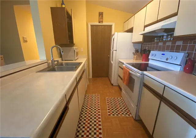 Photo 3 of Condo for sale at 6620 Green Branch Dr, Dayton, OH 45459 | MLS# 965192 | Listing updated on 2026-08-04