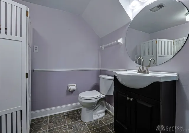 4th image of 1438 Crown Point Ct, Beavercreek, OH 45434 | MLS# 965164