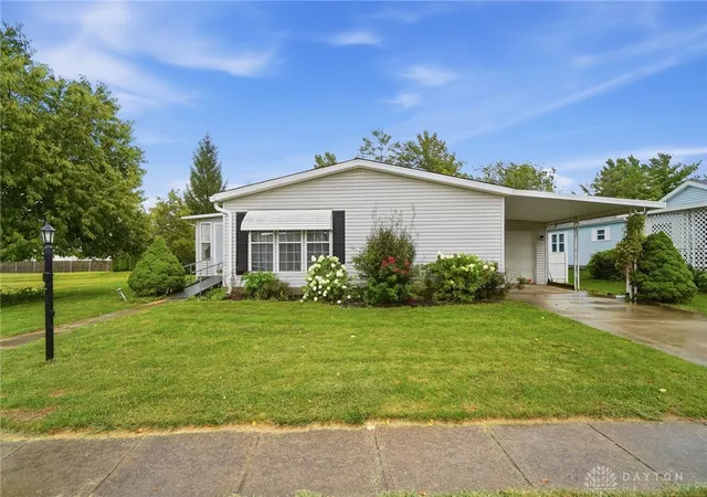 3rd image of 141 South Point Dr, Fairborn, OH 45324 | MLS# 964854