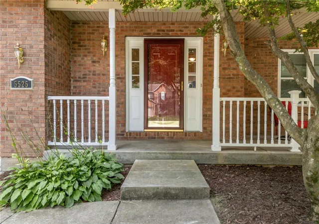 Photo 2 of Single family home for sale at 5525 Scarlet Maple Ct, Milford, OH 45150 | MLS# 965156 | Listing updated on 2026-09-01