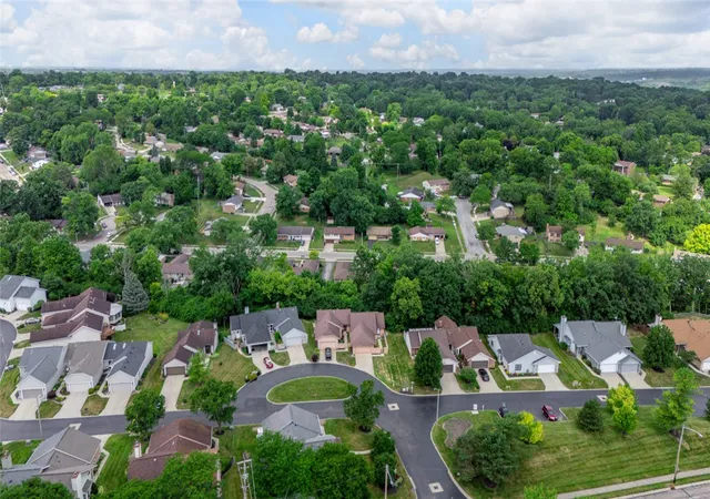 Photo 4 of Townhouse for sale at 1599 Long Bow Ln, Dayton, OH 45449 | MLS# 965212 | Listing updated on 2026-09-01