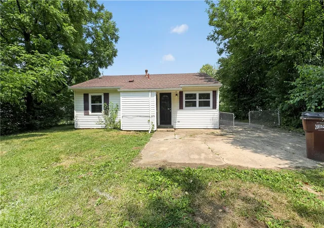 Photo 3 of Single family home for sale at 4626 Nevada Ave, Dayton, OH 45416 | MLS# 963928 | Listing updated on 2026-07-29