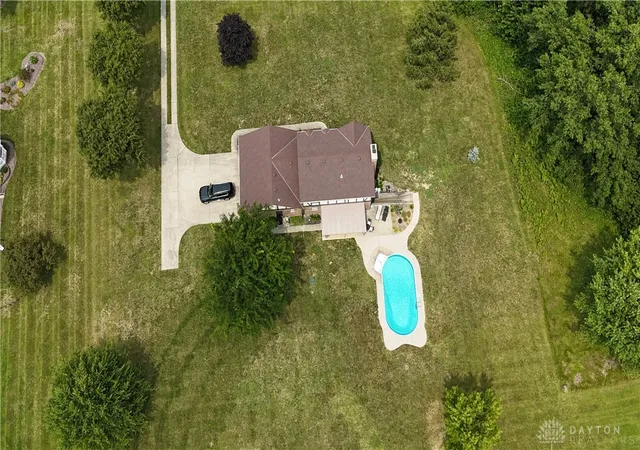 3rd image of 7170 Salem Rd, Lewisburg, OH 45338 | MLS# 965174