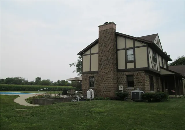 5th image of 7170 Salem Rd, Lewisburg, OH 45338 | MLS# 965174