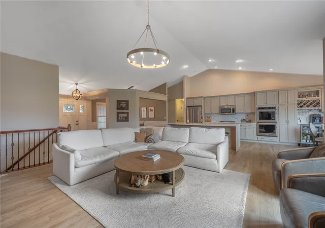 Photo 2 of Sale Pending at 283 Crown Point Dr, Dayton, OH 45458 | MLS# 965297 | Listing updated on 2026-07-31