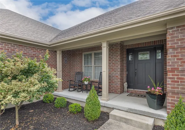 Photo 48 of Sale Pending at 283 Crown Point Dr, Dayton, OH 45458 | MLS# 965297 | Listing updated on 2026-07-31