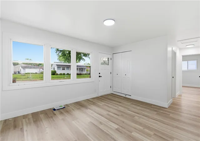2nd image of 5508 Ferngrove Dr, Dayton, OH 45432 | MLS# 965329