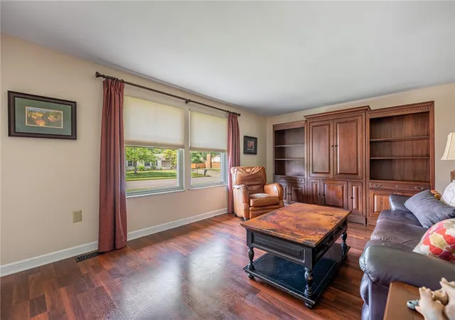 2nd image of 1165 Kentshire Dr, Dayton, OH 45459 | MLS# 965348