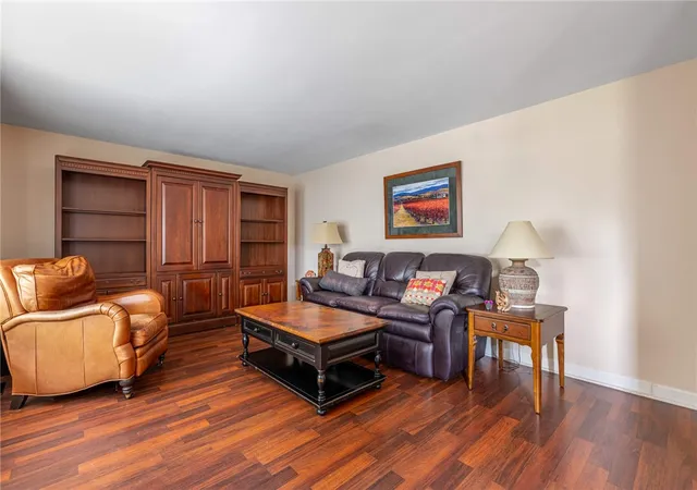 4th image of 1165 Kentshire Dr, Dayton, OH 45459 | MLS# 965348