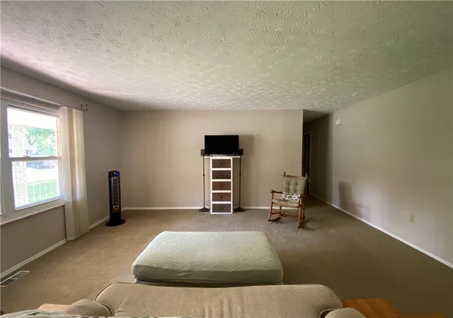 Photo 2 of Single family home for sale at 4342 Willow Run Dr, Beavercreek, OH 45430 | MLS# 965367 | Listing updated on 2026-07-30