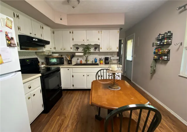 Photo 4 of Single family home for sale at 4342 Willow Run Dr, Beavercreek, OH 45430 | MLS# 965367 | Listing updated on 2026-07-30
