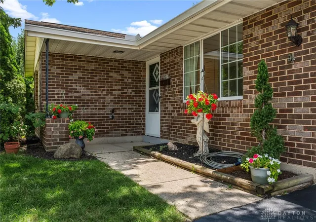 4th image of 5219 Pollard Wy, Dayton, OH 45424 | MLS# 965386
