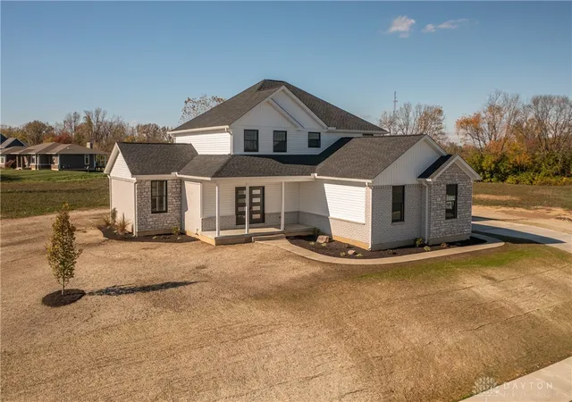 1st image of 3631 Kingsgate Ln, Springfield, OH 45503 | MLS# 965388