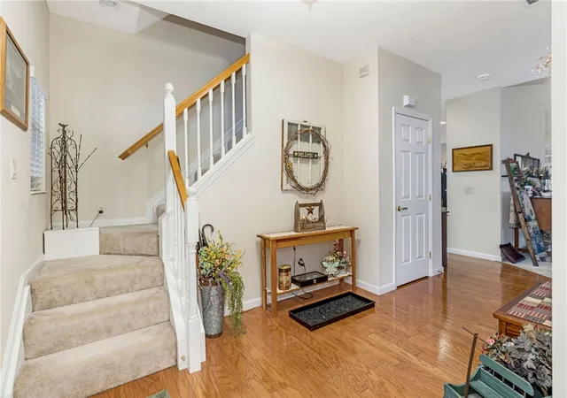 4th image of 1215 Little Yankee Run, Dayton, OH 45458 | MLS# 965424