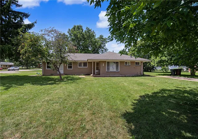1st image of 621 Bonnycastle Ave, Englewood, OH 45322 | MLS# 965332