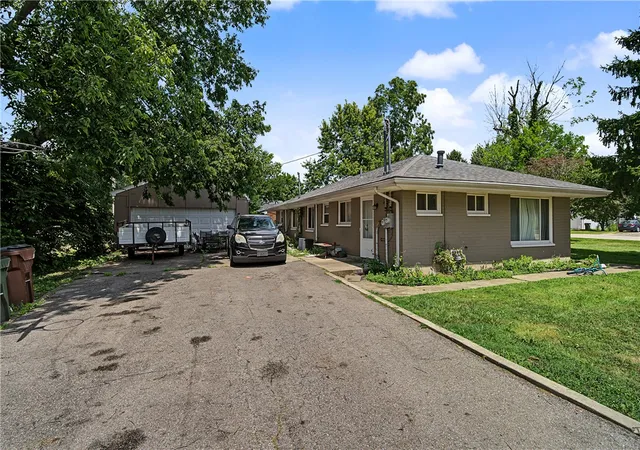 6th image of 621 Bonnycastle Ave, Englewood, OH 45322 | MLS# 965332