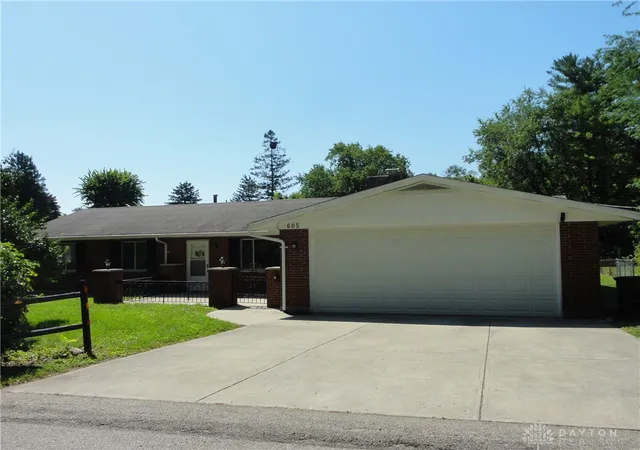Photo 2 of Single family home for sale at 605 Shiloh Dr, Dayton, OH 45415 | MLS# 965277 | Listing updated on 2026-08-29