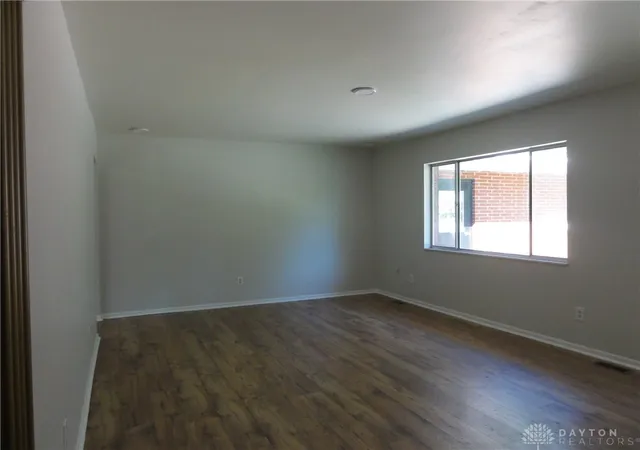 Photo 5 of Single family home for sale at 605 Shiloh Dr, Dayton, OH 45415 | MLS# 965277 | Listing updated on 2026-08-29