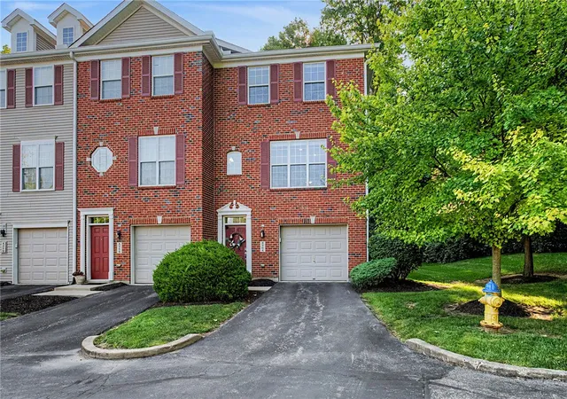 2nd image of 4264 Straight Arrow Rd, Beavercreek, OH 45430 | MLS# 965434