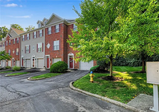 3rd image of 4264 Straight Arrow Rd, Beavercreek, OH 45430 | MLS# 965434