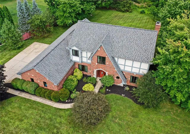 1st image of 9570 Meadow Woods Ln, Dayton, OH 45458 | MLS# 965451