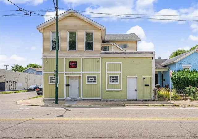 1st image of 1834 E 5th St, Dayton, OH 45403 | MLS# 965474