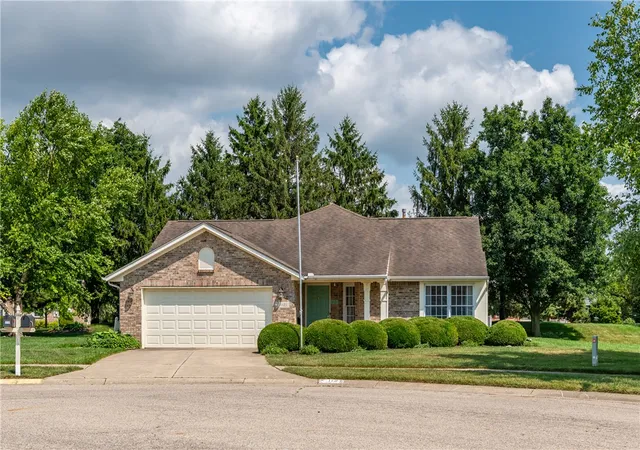 2nd image of 1121 Nettle Creek Ct, Miamisburg, OH 45342 | MLS# 965237