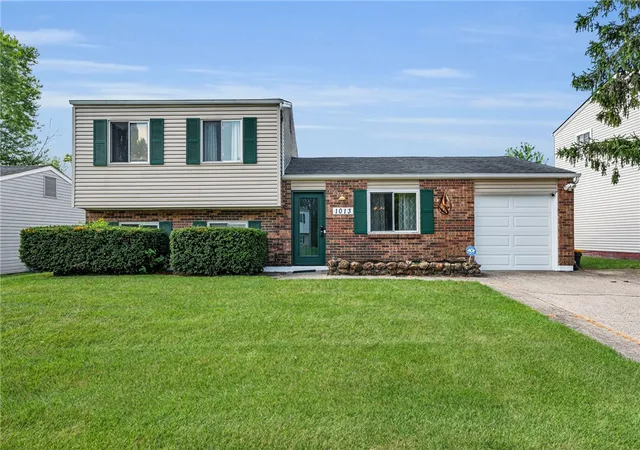 2nd image of 1013 Halesworth Dr, Cincinnati, OH 45240 | MLS# 965514