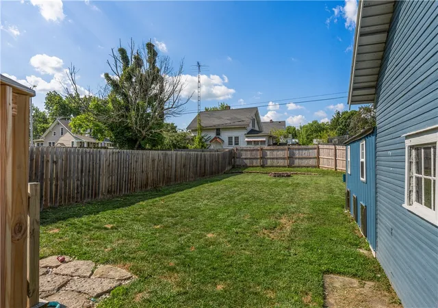 5th image of 215 E Main St, New Lebanon, OH 45345 | MLS# 965372