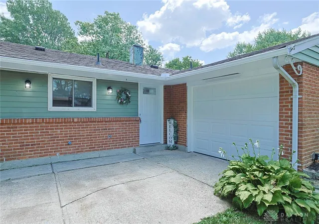2nd image of 4992 Tilbury Rd, Dayton, OH 45424 | MLS# 965453