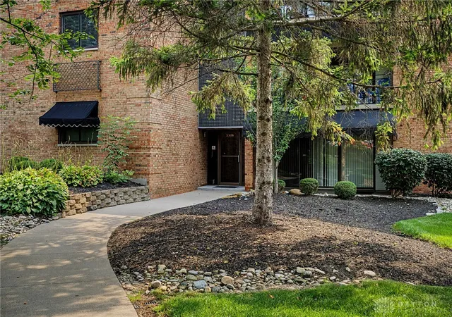 2nd image of 5328 Landau Dr #47, Dayton, OH 45429 | MLS# 965274