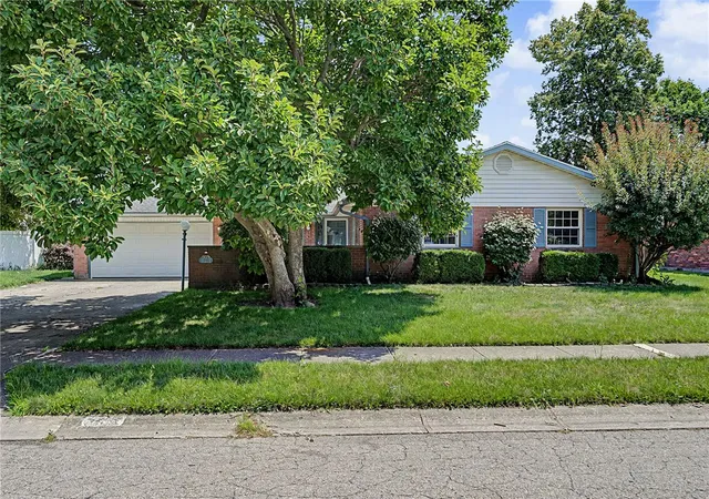 2nd image of 650 W Broadway St, Tipp City, OH 45371 | MLS# 965396