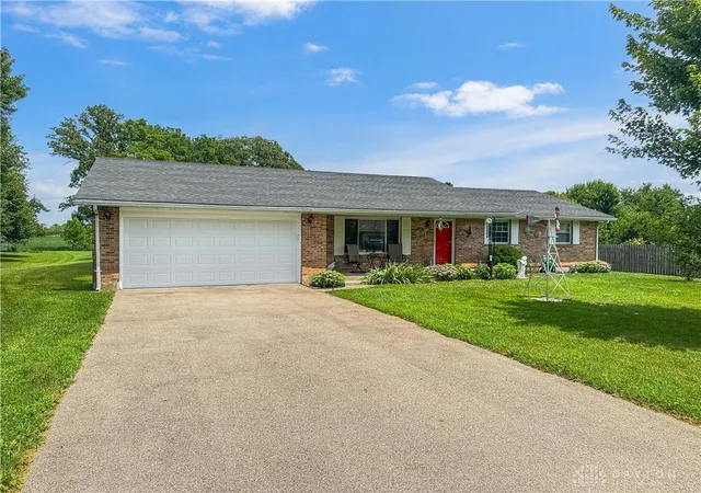 1st image of 4049 Walnut Grove Cir, Urbana, OH 43078 | MLS# 965540